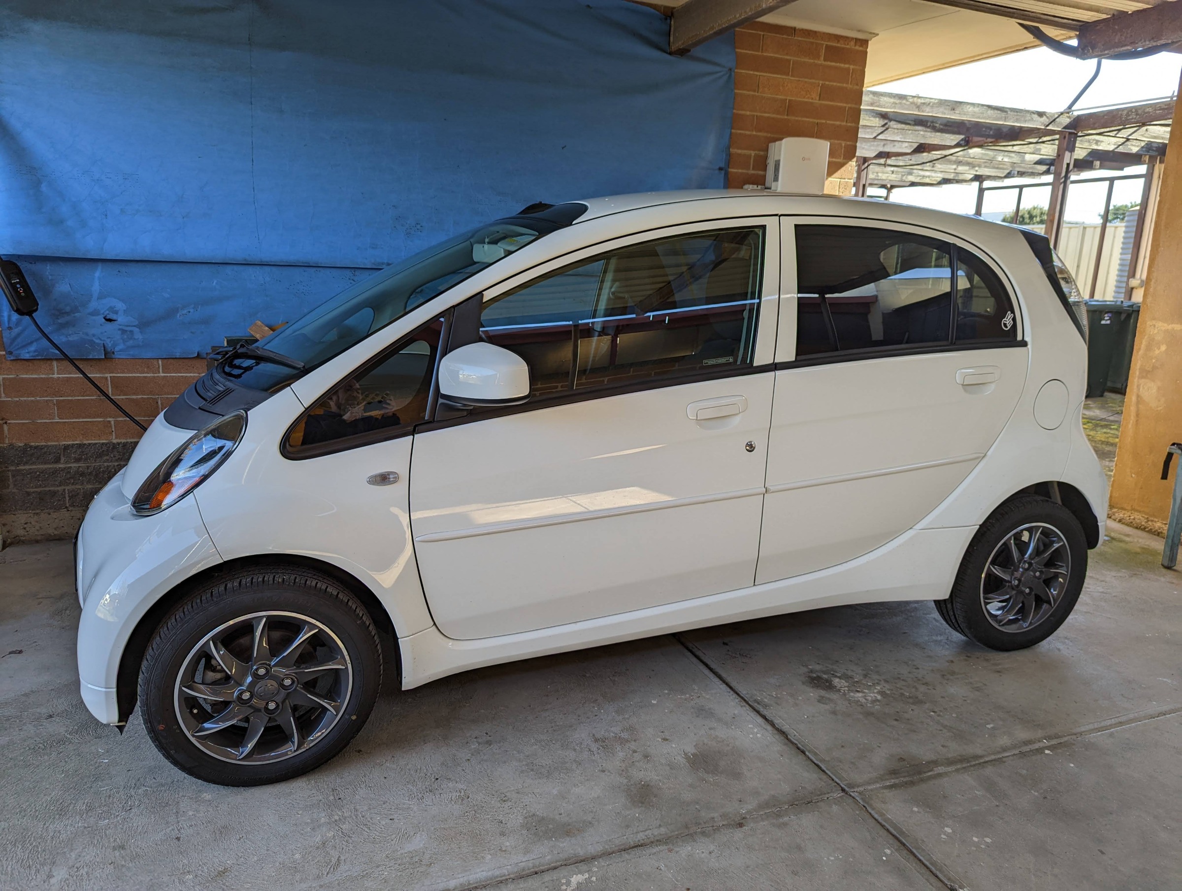 i-MiEV with Yaris wheels